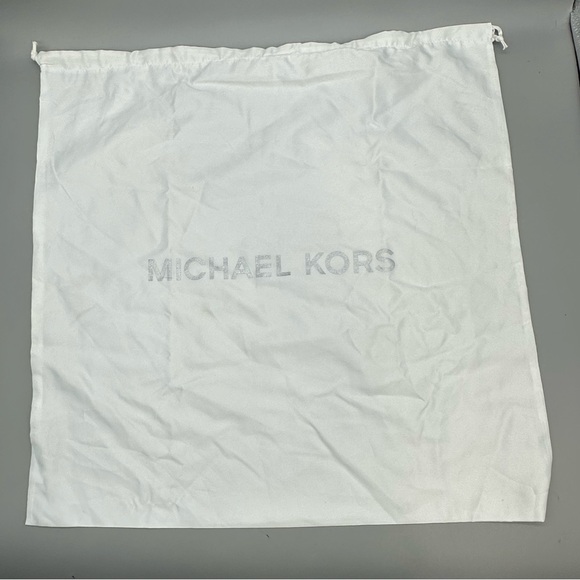 Michael Kors white satin drawstring; Dust bag; Cover bag; - Picture 2 of 5